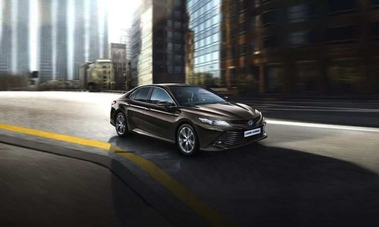Toyota Camry Flex-Fuel Sedan India Launch On September 28, Says Nitin Gadkari