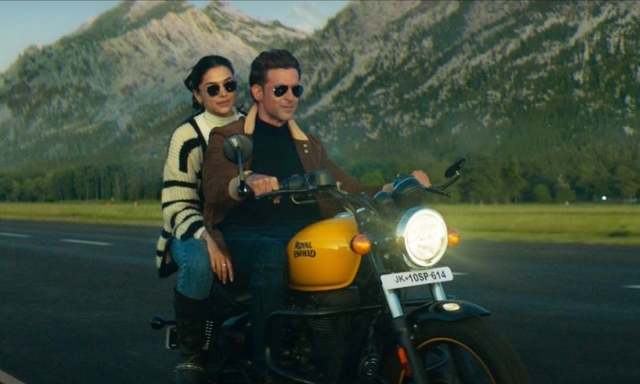 Royal Enfield Meteor and Hunter 350 To Star In Hrithik Roshan's Upcoming Movie Fighter