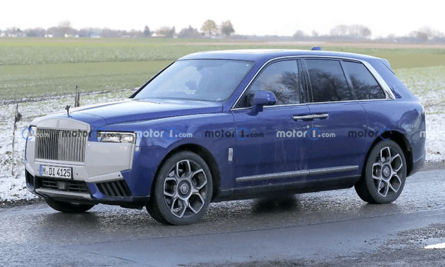 Upcoming Rolls Royce Cullinan Facelift Spotted Testing