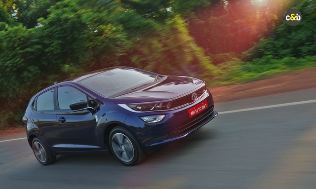 Tata Altroz iCNG Review: In Pictures