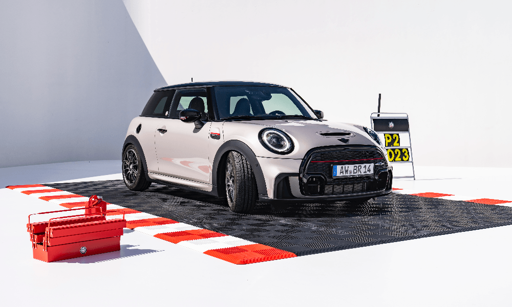 Bulldog Racing Unveils 'Bulldog Racing Edition' MINI