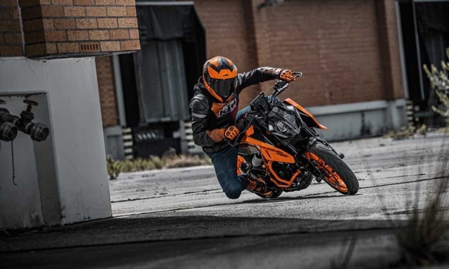 2024 KTM 390 Duke Unveiled