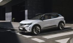 Renault Unveils Fifth Generation Scenic E-Tech Electric Crossover