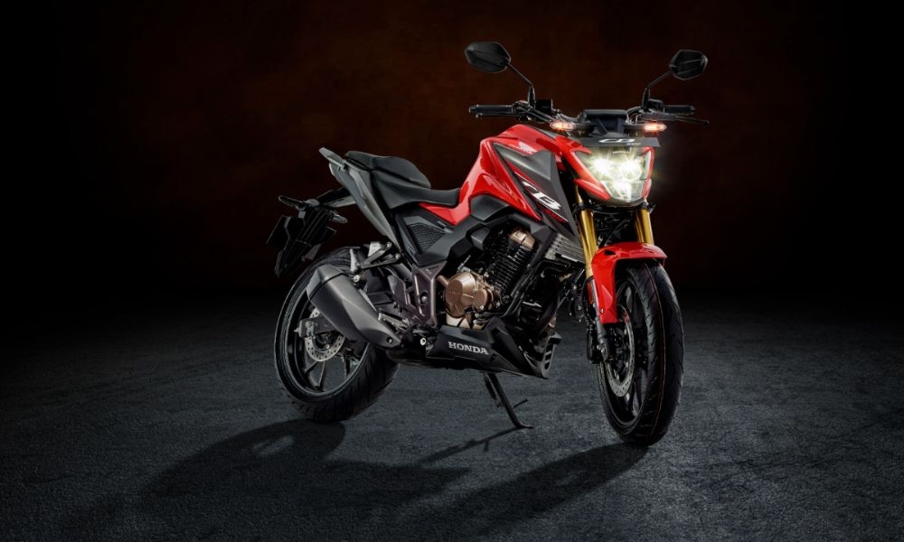 Honda CB300F Launched With OBD-2 Compliant Engine; Priced At Rs 1.70 Lakh