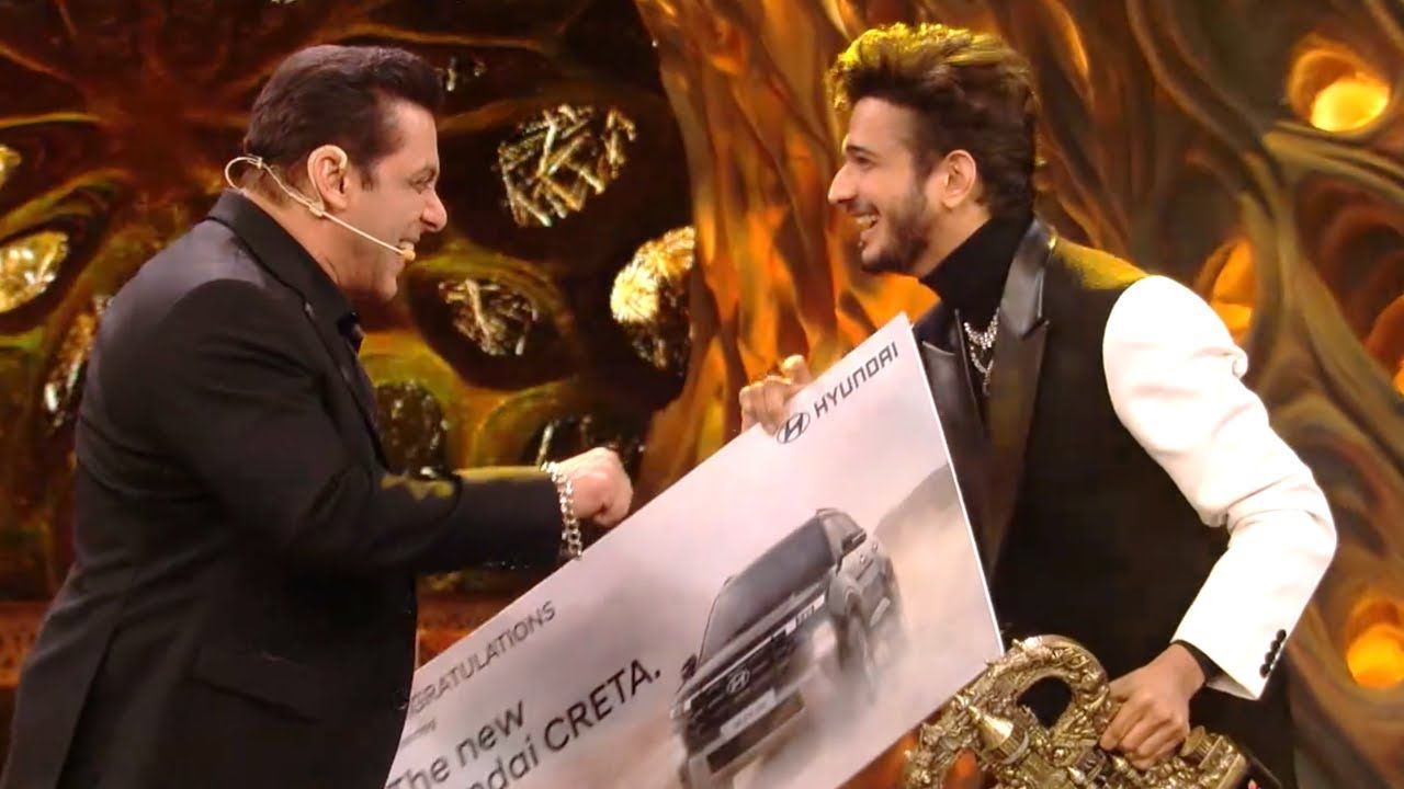 Bigg Boss 17 Winner Munawar Faruqui Get Rs 50 Lakh And A Hyundai Creta