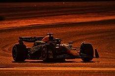 Verstappen Sets the Pace on First Day of 2024 Bahrain F1 Testing