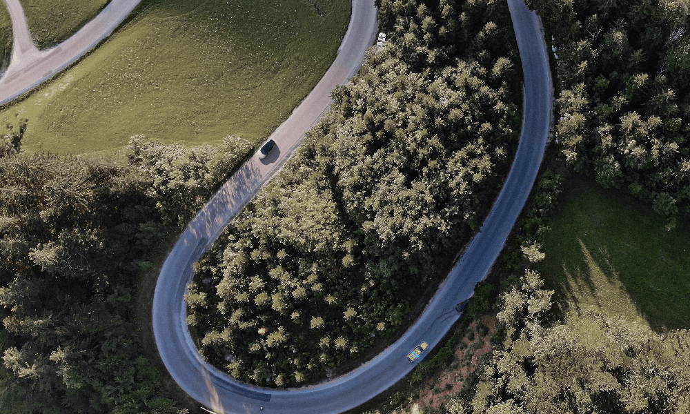 Volvo Cars Now Provide Real-Time 'Accident Ahead' Alerts In Europe