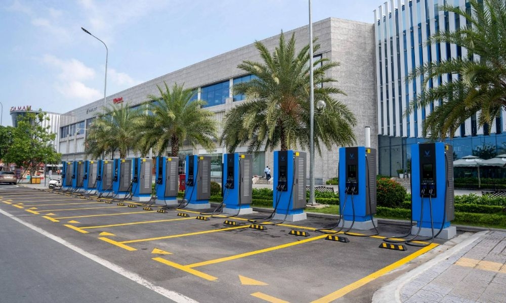 VinFast Founder Sets Up V-Green EV Charging Company