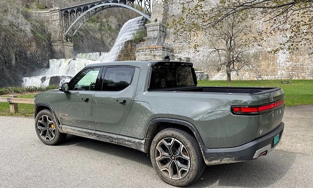 EV Maker Rivian To Cut 6% Of Jobs Amid Price War -Internal Memo