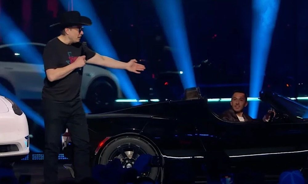 Elon Musk’s Chief Of Staff Could Be Fired By Tesla For Suspicious Order Of Special Glass