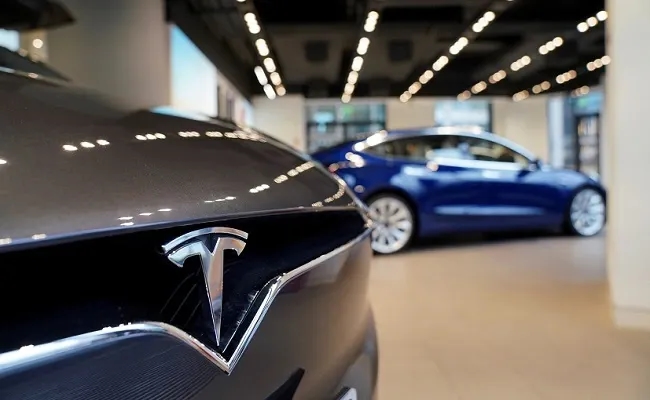One-Third Of Americans Would Consider EV Purchase -Reuters/Ipsos Poll