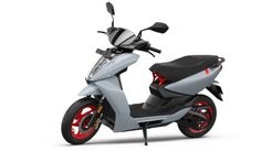 Two-Wheeler Sales August 2023: Ather Energy Sells 8,062 Electric Scooters 